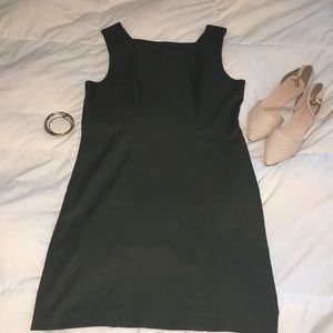 Petite Sophisticate Dress- size 6